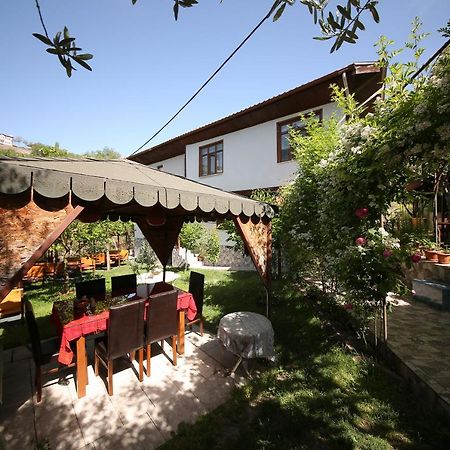 סאפראנבולו Emiroglu Konak Otel מראה חיצוני תמונה