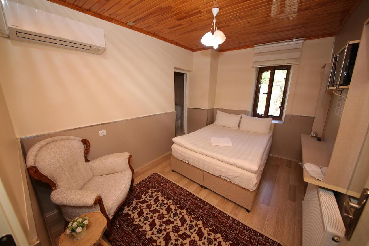 סאפראנבולו Emiroglu Konak Otel מראה חיצוני תמונה