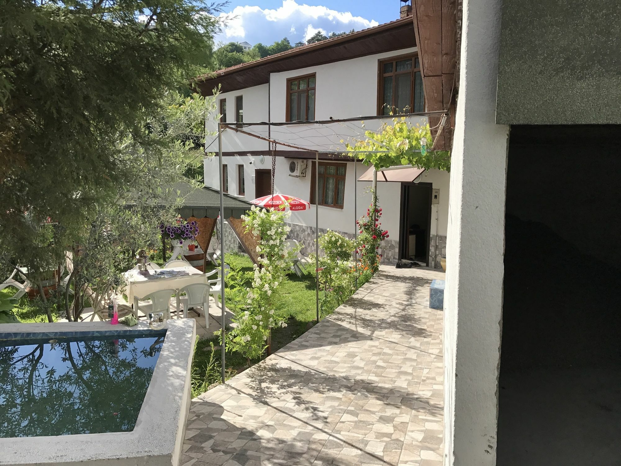 סאפראנבולו Emiroglu Konak Otel מראה חיצוני תמונה